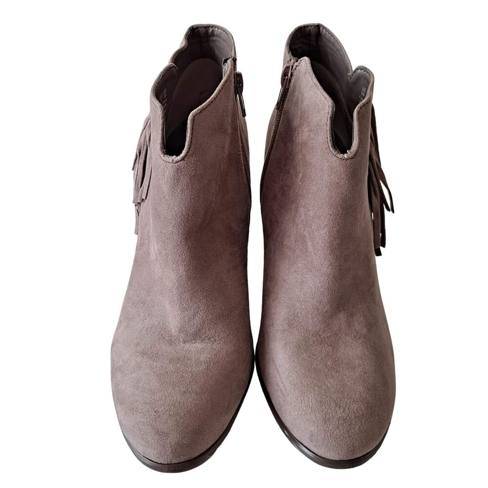 Carlos Taupe Suede 3.5" Stack Block Heel Ankle Boots with Side Fringes - Size 9